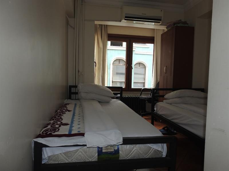 Star Hotel 2*
